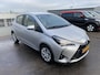 Toyota Yaris 1.5 Hybrid Active Automaat Nieuw geleverd 1e eigenaar, Achteruitrij camera, cruise control, centr. deurvergrendeling, NL-auto, boekjes compleet!