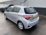 Toyota Yaris 1.5 Hybrid Active Automaat Nieuw geleverd 1e eigenaar, Achteruitrij camera, cruise control, centr. deurvergrendeling, NL-auto, boekjes compleet!
