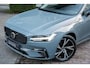 Volvo V90 2.0 T6 Plug-in hybrid AWD Ultra Dark TREKHAAK | PANO | 360 CAM | H&K | PILOT PACK | THUNDERGREY