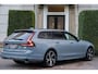 Volvo V90 2.0 T6 Plug-in hybrid AWD Ultra Dark TREKHAAK | PANO | 360 CAM | H&K | PILOT PACK | THUNDERGREY