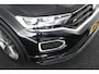 Volkswagen T-Roc 1.5 TSI 150pk DSG R-Line Sport Trekhaak Camera Keyless Led Virtual Cockpit Navigatie