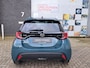 Toyota Yaris 1.5 Hybrid 115 Dynamic COMFORT PACK NIEUW&DIRECT LEVERBAAR! PARKEERSENSOREN STOEL/STUURVERWARMING NAVIGATIE