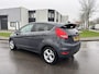 Ford Fiesta 1.6-16V Titanium 5-Deurs 120 PK. Zeer leuke en als nieuw rijdende auto van de tweede eigenaar !!! Distributieriem en waterpomp bij 163.000 KM vervangen !!