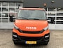 IVECO Daily 35C14 2.3 375 Laadklep 500kg Trekhaak 3500kg trekgewicht Airco 2-Persoons Open laadbak Pick-up P-up Bakwagen Telefoonverbinding 1e eigenaar Euro 6 Bpm vrij !!!
