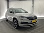 Skoda Karoq 1.5 TSI ACT Sportline Business Automaat | Pano-Dak | Trekhaak Elek. | Apple Carplay |