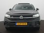 Volkswagen Touareg 3.0 TSi eHybrid 4MOTION R 462Pk | Luchtvering | HUD | Panodak | 360 Camera