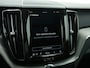 Volvo XC60 2.0 T8 RECHARGE 455PK AWD ULTIMATE DARK | Luchtvering | Trekhaak | Visual Park Assist