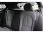 Volvo XC40 B4 Plus Dark | Verwarmbare Voorstoelen en Stuurwiel | Semi-Elektrische Trekhaak | Verwarmbare Voorruit | Premium Audio by Harman Kardon | Adaptieve Cruise Control | Park Assist