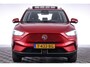 MG ZS EV Long Range Luxury 70 kWh | PANORAMADAK | LEDER ✅ 1e Eigenaar | SOH 98,9%