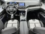 Peugeot 3008 1.6 HYbrid4 Première Pack Avantage 300pk Automaat | SOH 95,4% | Schuif-/Kanteldak | Elektrische Achterklep | Elektrische Bestuurdersstoel met Geheugen | Navigatie | Camera Voor + Achter | Keyless Entry/Start | Adaptieve Cruise Control | Verwarmbare Voorstoelen | Full-LED Koplampen | Dodehoekdetectie | 19" Lichtmetalen Velgen| Apple Carplay/Android Auto |