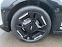 Kia EV3 GT-PlusLine 81.4 kWh Auto vol luxe! Schuif-/kanteldak, trekhaak, V2L, stoelverwarming, navigatie, Apple CarPlay/Android Auto, NL-auto, boekjes compleet