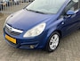 Opel Corsa 1.4-16V Enjoy 90PK! NL AUTO NAP! Airco l MTF-stuur l PDC l AUX l LMV! NIEUWE APK!