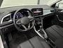 Volkswagen T-Roc 1.5 TSI (150pk) Life automaat - adapt. cruise - parkeerhulp