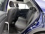 Volkswagen T-Roc 1.5 Sport 150pk | Schuif-/Kanteldak | Navigatie | Airco | Adaptieve Cruise Control | LED | 17" Lichtmetalen Velgen | LED Koplampen |