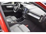Volvo XC40 B4 211PK Automaat Plus Dark | Trekhaak | BLIS | ACC | H&K | Elektr. Stoel | Camera | All seasons |