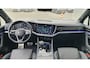 Volkswagen Touareg 3.0 TSi eHybrid 4MOTION R / Fabrieksgarantie tot 05-01-2028 / Trekhaak / Puglia leder/ Panoramadak / Nightvision / 22" / VW