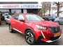 Peugeot 2008 130 Pk Luxe Allure * Unieke Kilometerstand * Door ons zelf onderhouden * * Navigatie * Stoelverwarming * Parkeer Camera * L.M. Velgen * Climate & Cruise Control * Start Button * Dab Radio * 1/2 Lederen Interieur * Apple Carplay / Android Auto * Vingerhoets; Vierde Generatie Eersteklas Service !