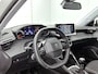 Peugeot 2008 130pk Active Pack | 1ste eigenaar | Trekhaak | Parkeersensoren | Navigatie via Apple CarPlay/Android | Climate | 16"LMV | LED lampen