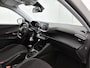 Peugeot 2008 130pk Active Pack | 1ste eigenaar | Trekhaak | Parkeersensoren | Navigatie via Apple CarPlay/Android | Climate | 16"LMV | LED lampen