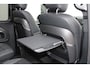 Mercedes-Benz V-klasse 300d / Exclusive / 4-Matic / 6-Persoons / Panorama / Elec Stoelen / 360 Cam / Burmester / Vol Opties / NIEUWSTAAT