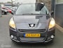 Peugeot 5008 1.6T GT 5p | CLIMA | CRUISE | HUD | 17'' | PDC |