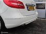 Mercedes-Benz B-klasse 180 Sport Ambition|Wegklapbare trekhaak|Stoelverwarming|Parkeersensoren.