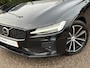 Volvo V60 T6 Plug-in hybrid AWD Plus Dark | Panoramadak | Harman/Kardon | Trekhaak |