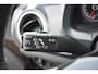 Volkswagen Up! 1.0 MPI 60PK | DEALER ONDERHOUDEN | CRUISE CONTROL | APP. CONNECT | 17 INCH | MULTIFUNCTIONEEL + LEDER STUURWIEL | DASHCAM | AIRCO | GETINT GLAS
