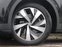 Volkswagen ID.4 Pro 77 kWh | Adaptief onderstel | Warmtepomp | Elektrische stoelen | 360° camera | Matrix LED |