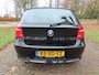 BMW 1-Serie 118i Business Line 143 PK Climatecontrol Sportstoelen Pdc 5 Drs 6 Bak LM Velgen Trekhaak***NL Auto**** Goed Onderhouden***Apk t/m 26-11-2026***