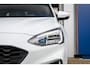 Ford Focus Wagon 1.0 EcoBoost Hybrid ST Line Business | Achteruitrijcamera | Apple Carplay/Android Auto | Keyless | Cruise | Navi | Dealeronderhouden! | Achteruitrijcamera | Apple Carplay/Android Auto|telefoonintegratie premium | Cruise control