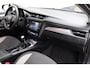 Toyota Avensis Touring Sports 1.8 VVT-i Navi Cruise Trekhaak !!