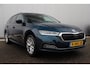 Skoda Octavia Combi 1.0 TSI Business Edition Plus 110PK |NAP| Virtual Cockpit Sportstoelen Stoelverwarming Adaptive Cruise Full LED Elektrische Achterklep Sfeerverlichting