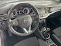 Opel Astra Sports Tourer 1.2 Business Elegance Airco - Cruise control - Parkeersensoren voor en achter - Achteruitrijcamera - Navigatie - Bluetooth - Keyless start and entry - Start/stop systeem - Stuur leder - Stuur multifunctioneel