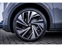 Volkswagen ID.4 Pro Limited Edition Inclusief €2000,- inruilvoordeel | 'App-Connect' draadloze smartphone integratie | Achterbank in ongelijke delen neerklapbaar incl. middenarmsteun en doorlaadmogelijkheid | Afstandscontrolesysteem (Front Assist), met voetgangers- en fietsersherkenning