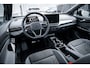 Volkswagen ID.4 Pro Limited Edition Inclusief €2000,- inruilvoordeel | 'App-Connect' draadloze smartphone integratie | Achterbank in ongelijke delen neerklapbaar incl. middenarmsteun en doorlaadmogelijkheid | Afstandscontrolesysteem (Front Assist), met voetgangers- en fietsersherkenning
