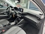 Peugeot 208 1.2 Hybrid 110 PK Automaat Allure | Navigatie | Camera | Climate Control | Adaptieve Cruise Control | LED Verlichting | Hybride Rijden met Automaat | 16" Lichtmetalen Velgen | Digitaal Dashboard | Parkeersensoren | Spoiler |