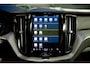 Volvo XC60 2.0 T8 Plug-in hybrid AWD Ultra Black Edition PANO/HARMANKARDON/HUD/360CAM/KEYLESS/MEMORY/CARPLAY/FABRIEKSGARANTIE
