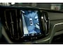 Volvo XC60 2.0 T8 Plug-in hybrid AWD Ultra Black Edition PANO/HARMANKARDON/HUD/360CAM/KEYLESS/MEMORY/CARPLAY/FABRIEKSGARANTIE
