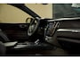 Volvo XC60 2.0 T8 Plug-in hybrid AWD Ultra Black Edition PANO/HARMANKARDON/HUD/360CAM/KEYLESS/MEMORY/CARPLAY/FABRIEKSGARANTIE