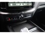 Volvo XC60 T6-AWD | 2026 Facelift | Black-Ultra | B&W | Massage/Verkoelde Stoelen | Trekhaak |