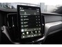 Volvo XC60 T6-AWD | 2026 Facelift | Black-Ultra | B&W | Massage/Verkoelde Stoelen | Trekhaak |