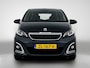 Peugeot 108 Allure 72pk | Navigatie via Apple Carplay / Android Auto | Achteruitrijcamera | Climate Control | Bluetooth | Automatisch dimlicht | Elektrische ramen | Centrale portiervergrendeling | Radio/MP3 speler met stuurbediening | All seasonbanden | Lage kilometerstand | 15" lichtmetalen velgen |