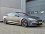 Tesla Model S Bj 2018 Mat satijn zwart! Sportieve nette auto!