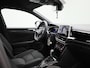 Volkswagen T-Roc 1.5 TSI R-Line 150 PK | Automaat | Stoelverwarming | Achteruitrijcamera | Digitale Cockpit | Trekhaak | Climatronic |