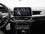 Volkswagen T-Roc 1.5 TSI R-Line 150 PK | Automaat | Stoelverwarming | Achteruitrijcamera | Digitale Cockpit | Trekhaak | Climatronic |