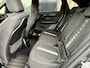 BMW 2-Serie Active Tourer 218i Executive Sport Line Automaat | LED, Trekhaak, Navigatie, Camera, Parkeersensoren, Getint Glas, 17”