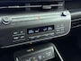 Hyundai Kona 1.6 GDI HEV Premium | Leer | Memory | Trekhaak | Trekgewicht 1300kg | 360 Camera | El. bed. achterklep | Stoelventilatie |