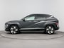 Hyundai Kona 1.6 GDI HEV Premium | Leer | Memory | Trekhaak | Trekgewicht 1300kg | 360 Camera | El. bed. achterklep | Stoelventilatie |