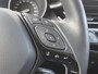 Toyota C-HR 2.0 Hybrid Dynamic / Afneembare Trekhaak / Stoel & stuur verwarming / Achteruitrijcamera / Dode Hoek Detectie / Apple Carplay & Android Auto / Climate Control / Navigatie / Parkeersensoren /